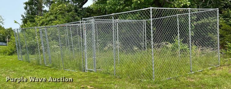image for item EK8178 (3) dog kennels