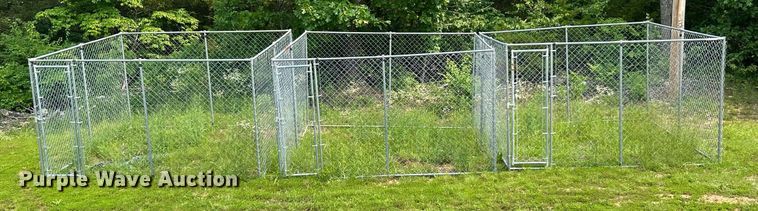 image for item EK8178 (3) dog kennels