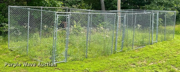 image for item EK8178 (3) dog kennels