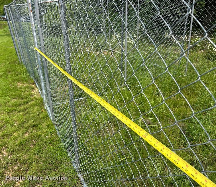 image for item EK8178 (3) dog kennels