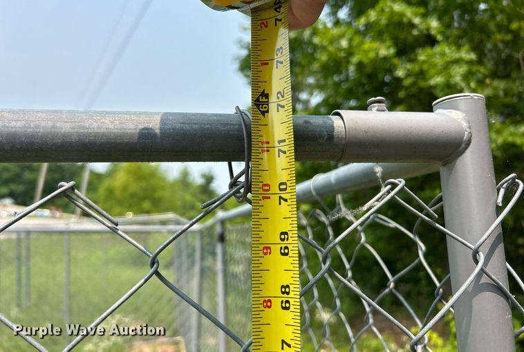 image for item EK8178 (3) dog kennels