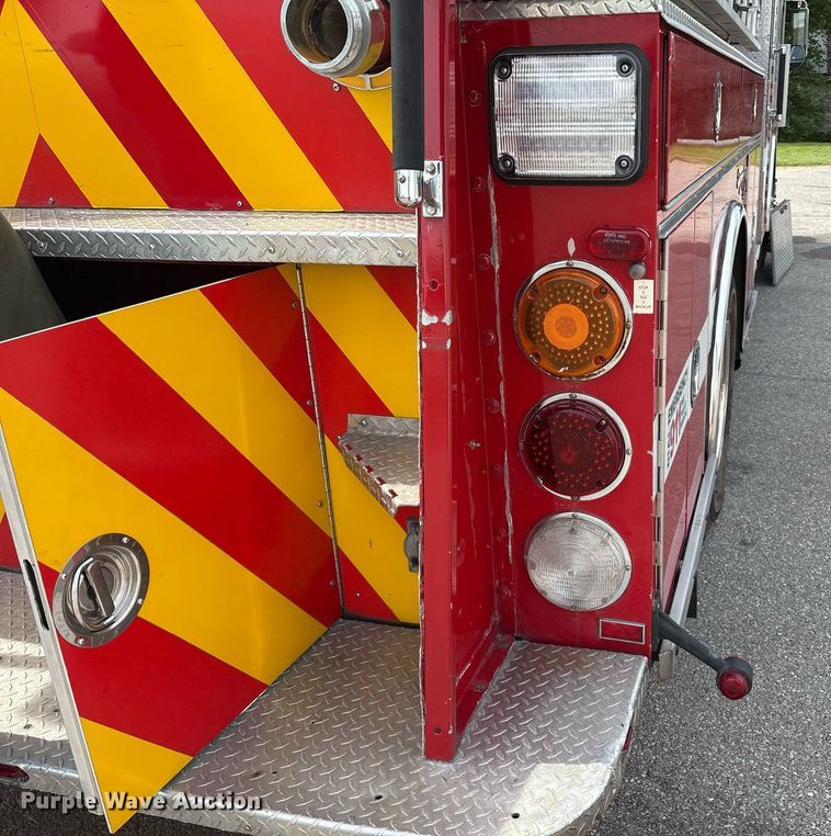 image for item EL2108 1991 Seagrave JB-40DH pumper fire truck