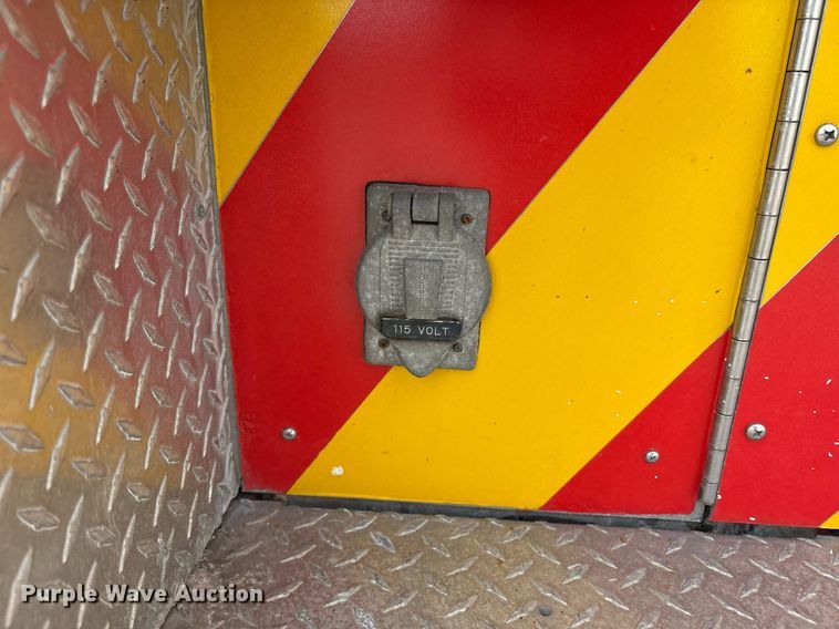 image for item EL2108 1991 Seagrave JB-40DH pumper fire truck