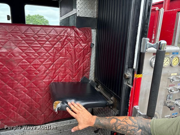 image for item EL2108 1991 Seagrave JB-40DH pumper fire truck