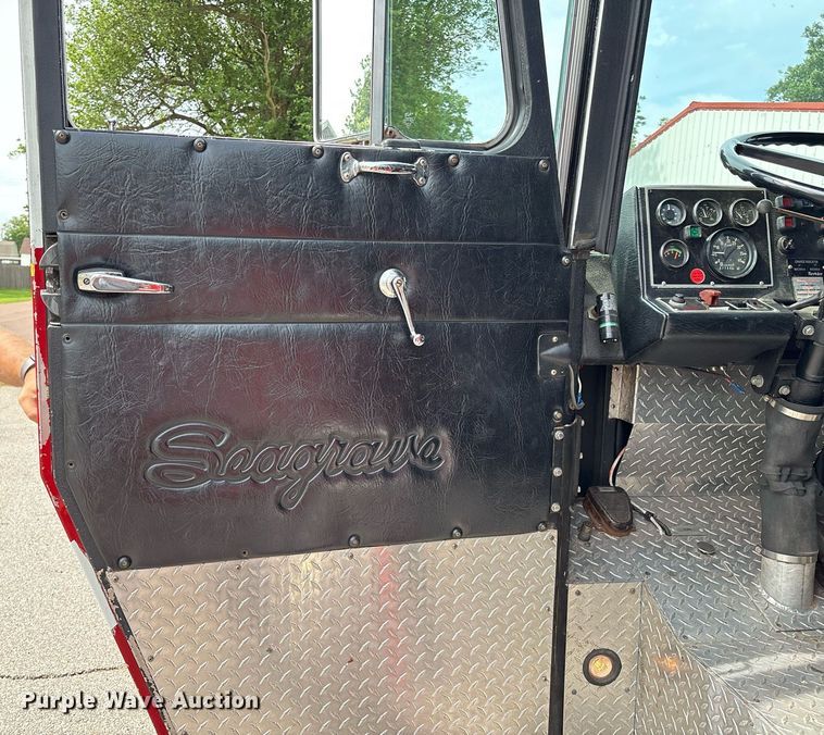 image for item EL2108 1991 Seagrave JB-40DH pumper fire truck