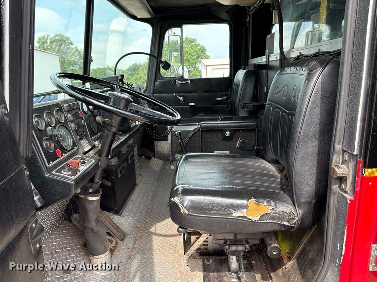 image for item EL2108 1991 Seagrave JB-40DH pumper fire truck