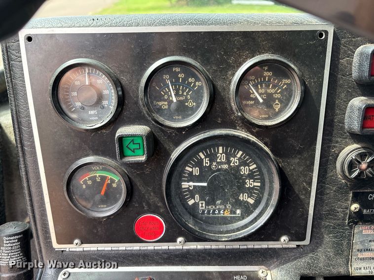 image for item EL2108 1991 Seagrave JB-40DH pumper fire truck