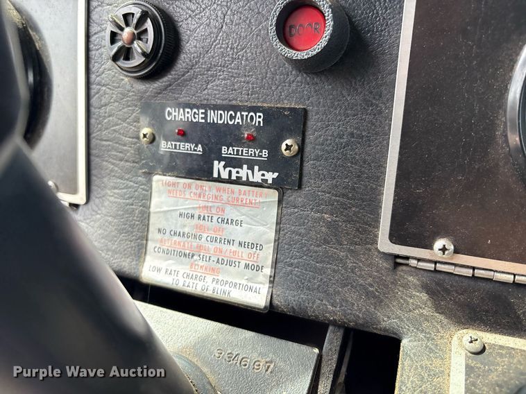 image for item EL2108 1991 Seagrave JB-40DH pumper fire truck