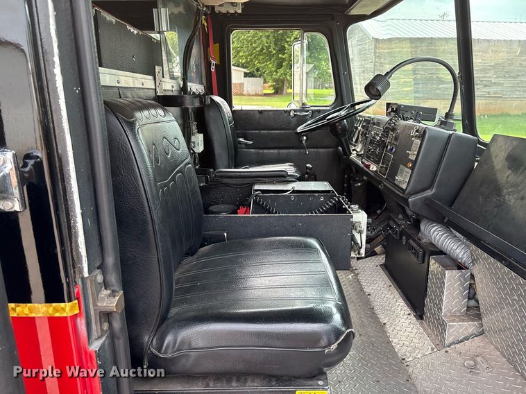 image for item EL2108 1991 Seagrave JB-40DH pumper fire truck