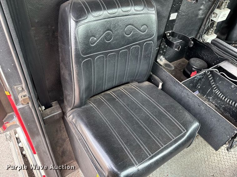 image for item EL2108 1991 Seagrave JB-40DH pumper fire truck