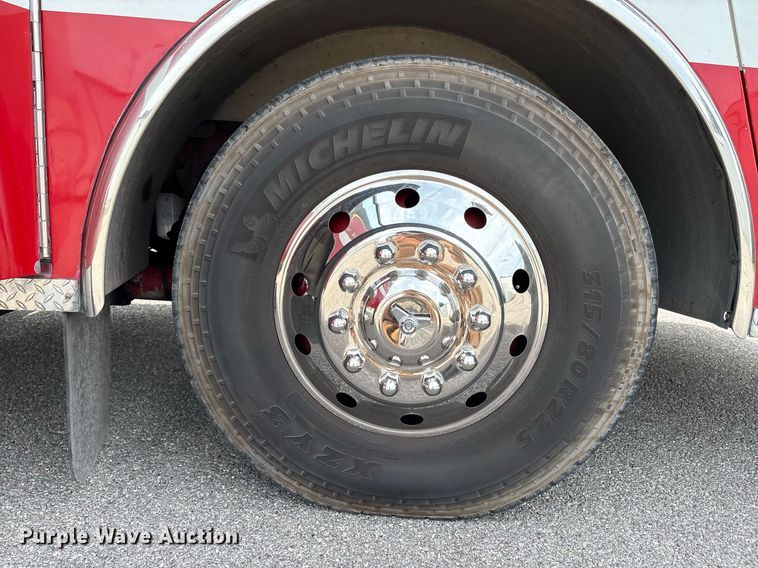 image for item EL2108 1991 Seagrave JB-40DH pumper fire truck