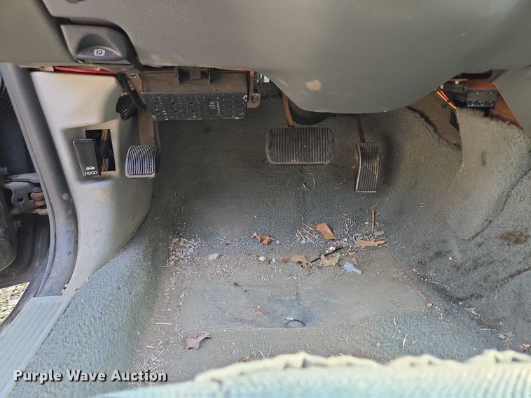 image for item EM7457 2003 Ford Crown Victoria Police Interceptor 