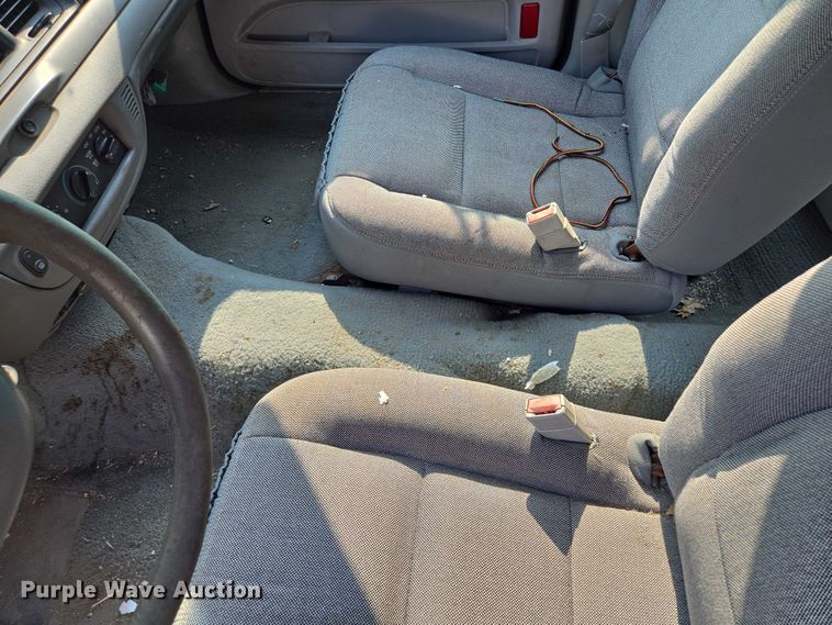 image for item EM7457 2003 Ford Crown Victoria Police Interceptor 