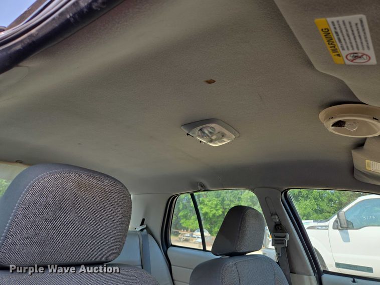 image for item EM7457 2003 Ford Crown Victoria Police Interceptor 