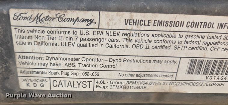 image for item EM7457 2003 Ford Crown Victoria Police Interceptor 