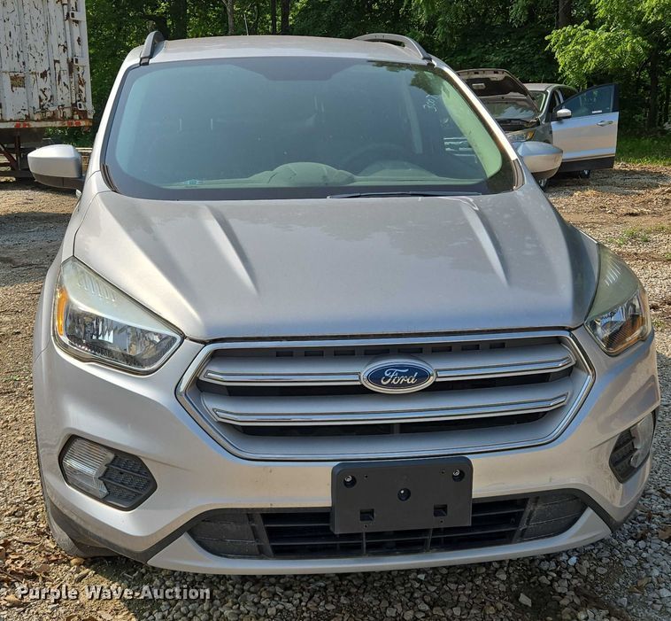 image for item EM7458 2018 Ford Escape SUV