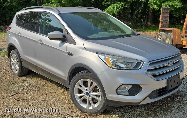 image for item EM7458 2018 Ford Escape SUV