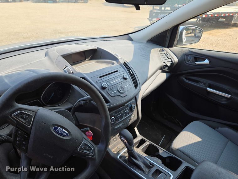 image for item EM7458 2018 Ford Escape SUV