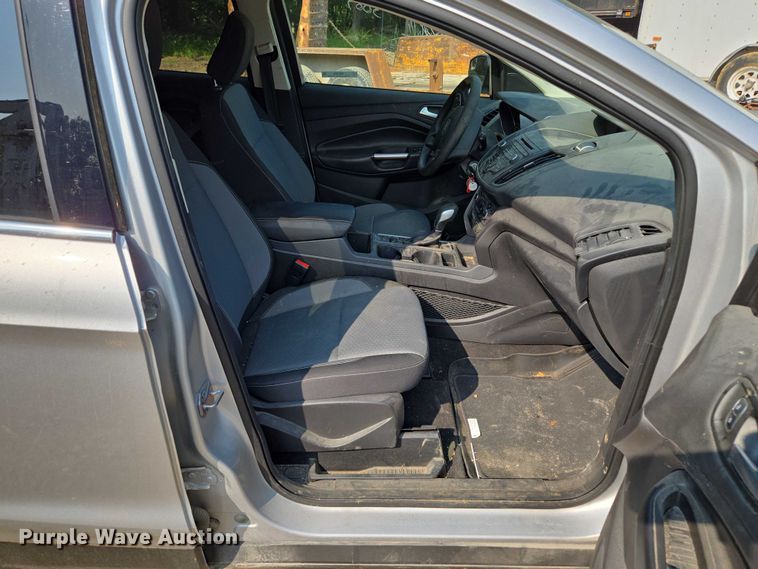 image for item EM7458 2018 Ford Escape SUV