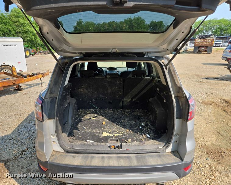 image for item EM7458 2018 Ford Escape SUV