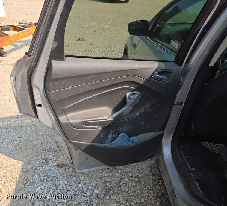 image for item EM7458 2018 Ford Escape SUV