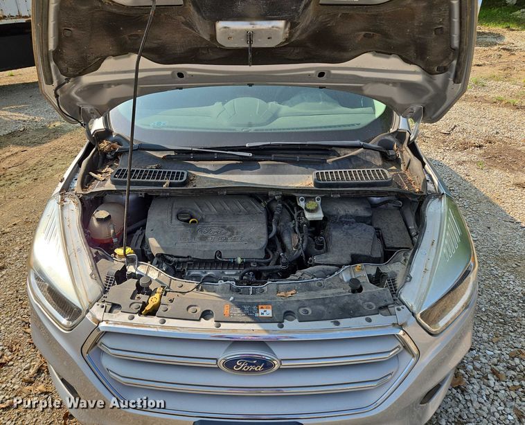 image for item EM7458 2018 Ford Escape SUV