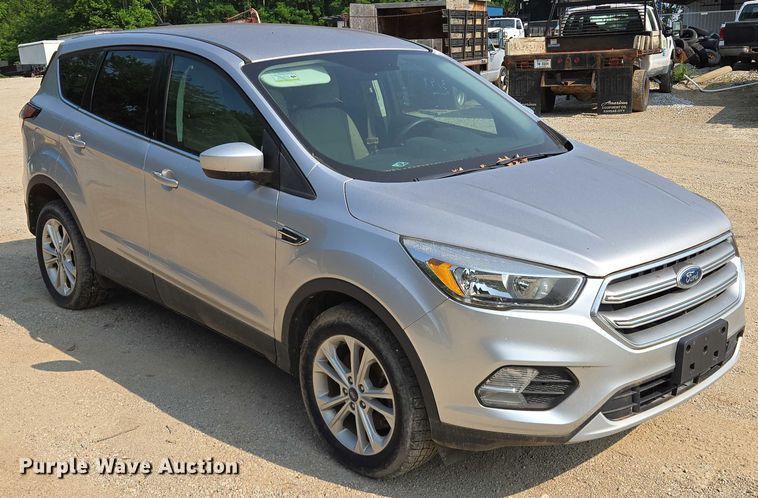 image for item EM7460 2017 Ford Escape SUV