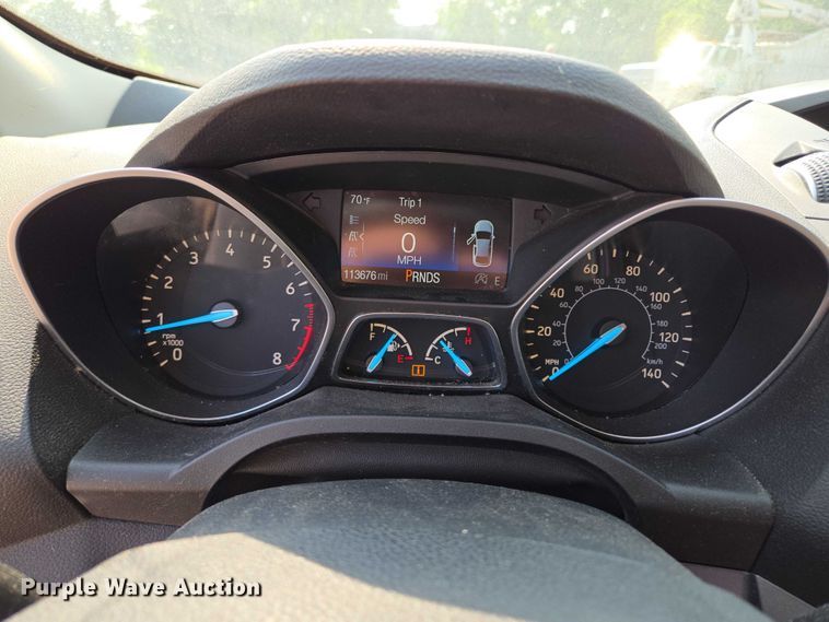 image for item EM7460 2017 Ford Escape SUV