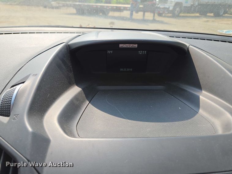 image for item EM7460 2017 Ford Escape SUV