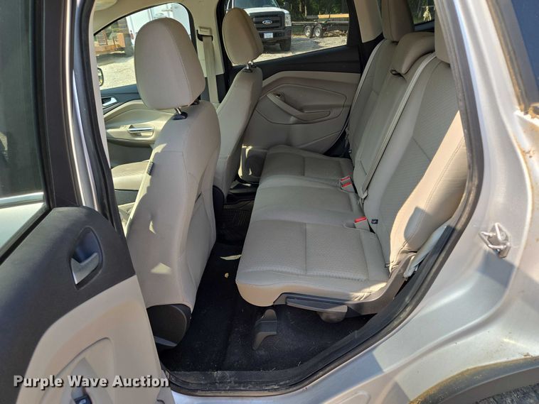 image for item EM7460 2017 Ford Escape SUV