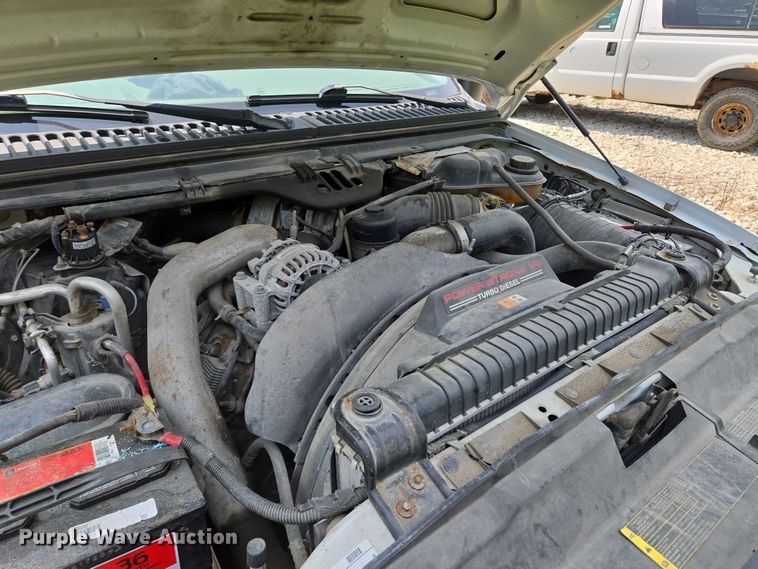 image for item EM7461 2006 Ford F350 Super Duty XL flatbed pickup truck