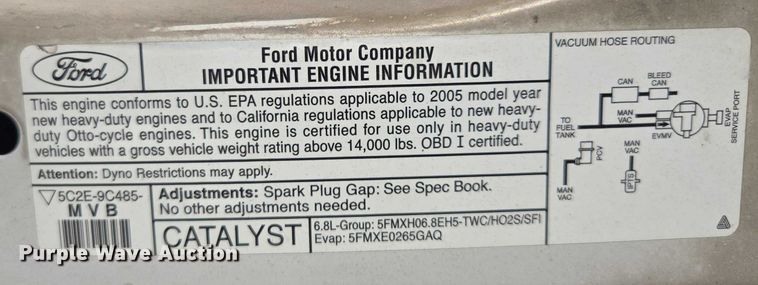 image for item EM7465 2005 Ford E450 Super Duty shuttle bus