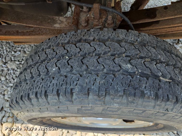 image for item EM7466 2008 Ford F350 Super Duty XL Crew Cab pickup truck