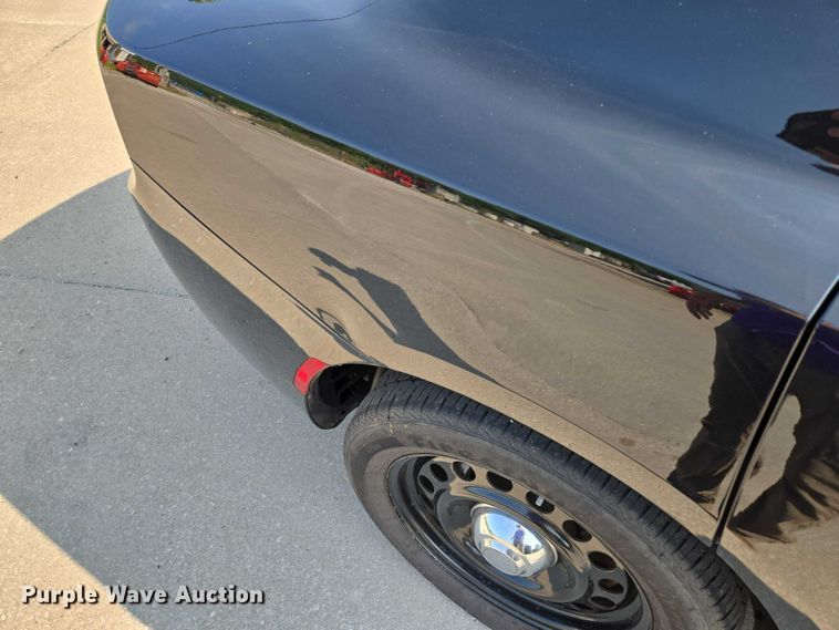 image for item EM7474 2021 Dodge Charger Police 
