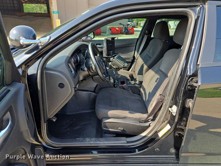 image for item EM7474 2021 Dodge Charger Police 