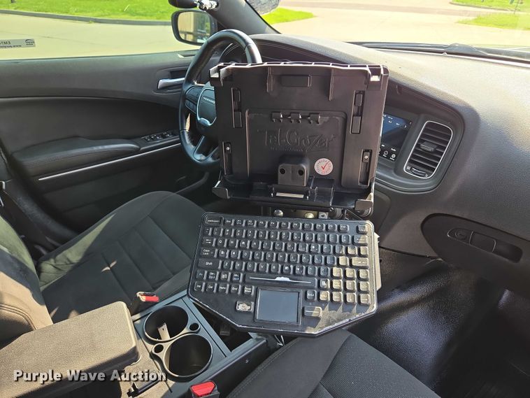 image for item EM7474 2021 Dodge Charger Police 