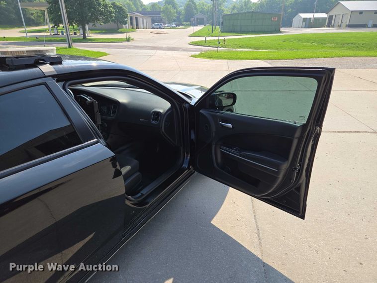 image for item EM7474 2021 Dodge Charger Police 