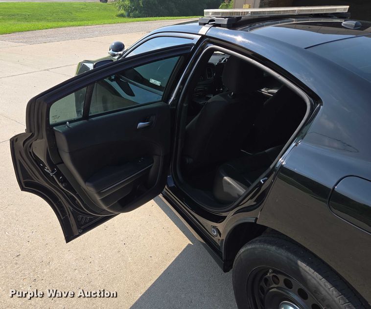 image for item EM7474 2021 Dodge Charger Police 