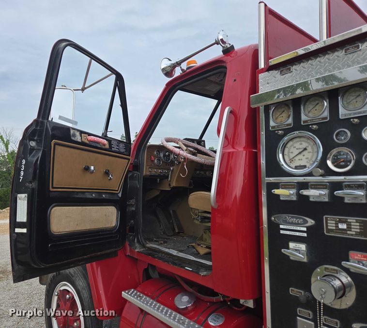 image for item EN3791 1982 GMC Brigadier pumper fire truck