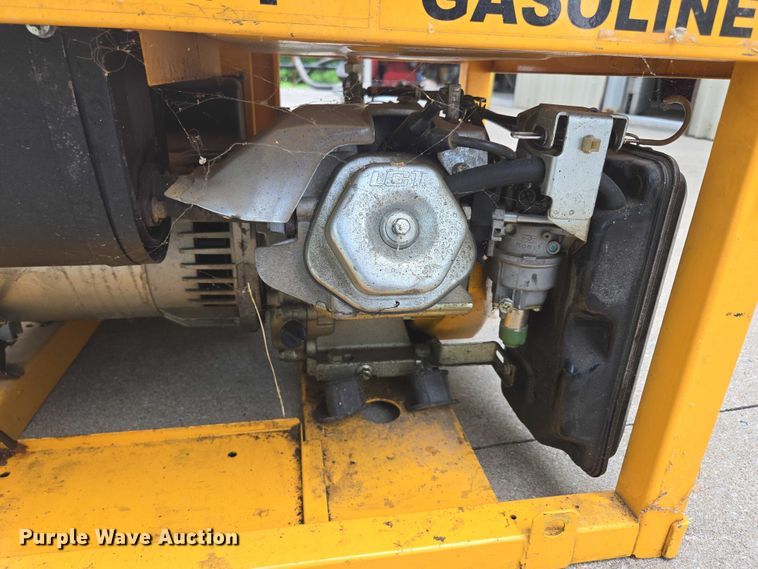 image for item EN3794 Titan Industrial 9000ES generator