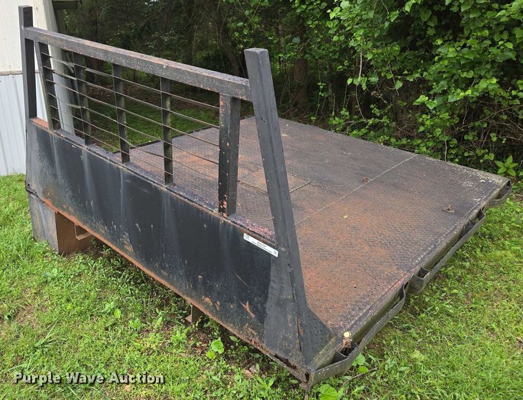 image for item EN3797 J&I MFG. flatbed