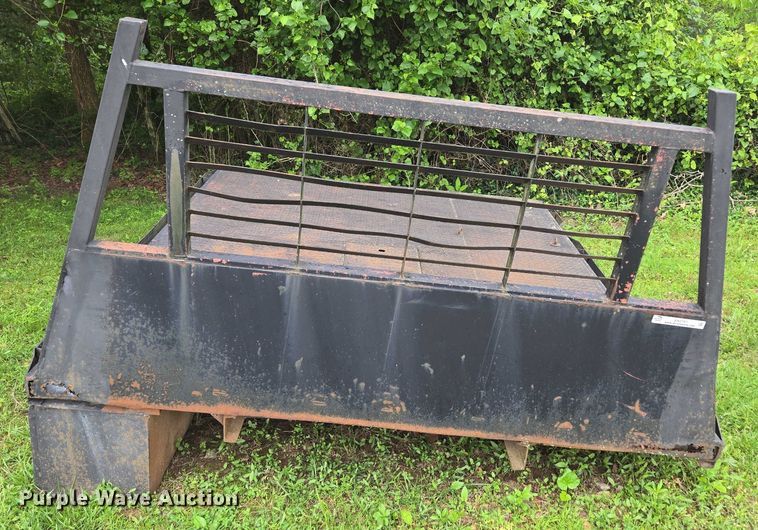 image for item EN3797 J&I MFG. flatbed