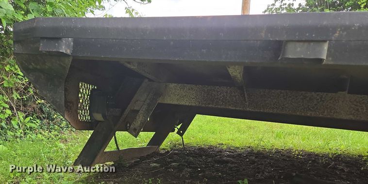 image for item EN3797 J&I MFG. flatbed