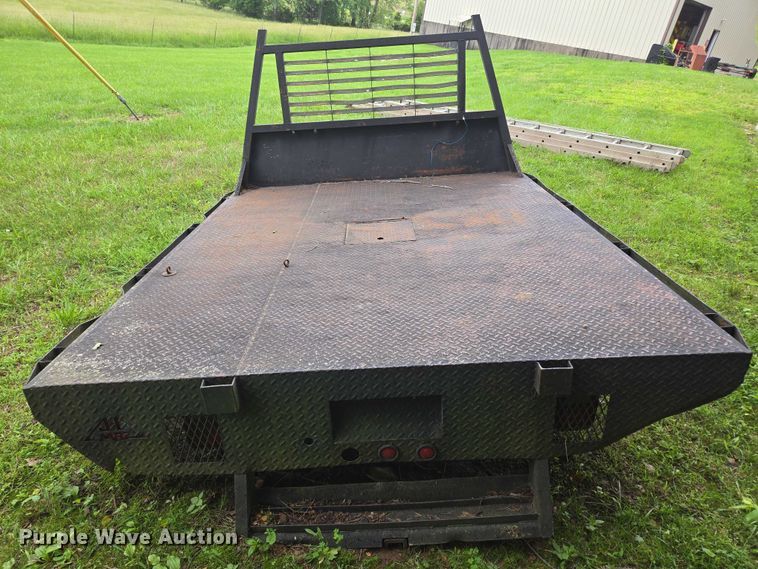 image for item EN3797 J&I MFG. flatbed