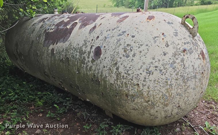 image for item EN3798 (2) propane tanks