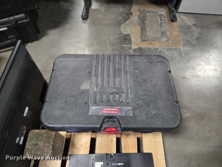 image for item EN3819 Office supplies