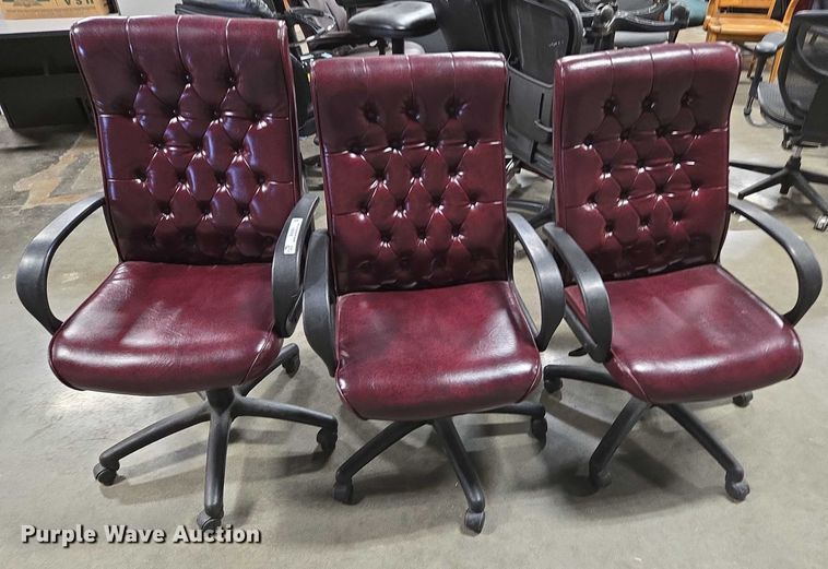 image for item EN3821 (3) chairs