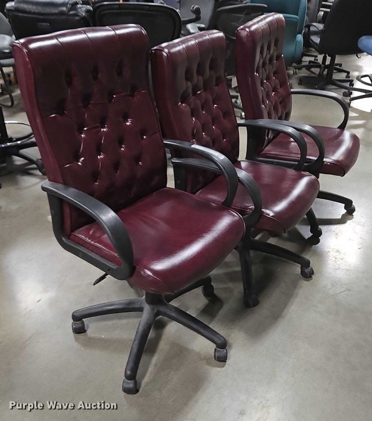 image for item EN3821 (3) chairs