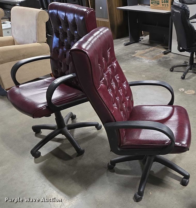 image for item EN3821 (3) chairs