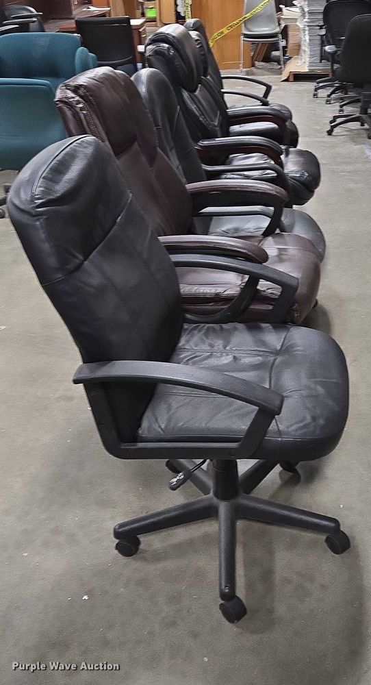 image for item EN3823 (6) chairs